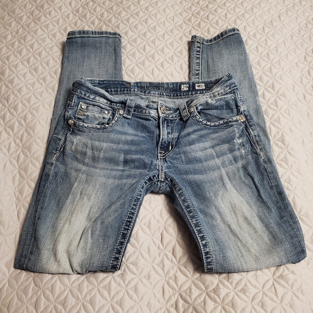 Miss Me skinny jeans 29x33
